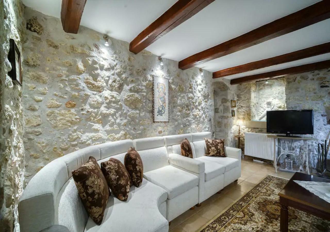 Villa Panona Drosi エクステリア 写真